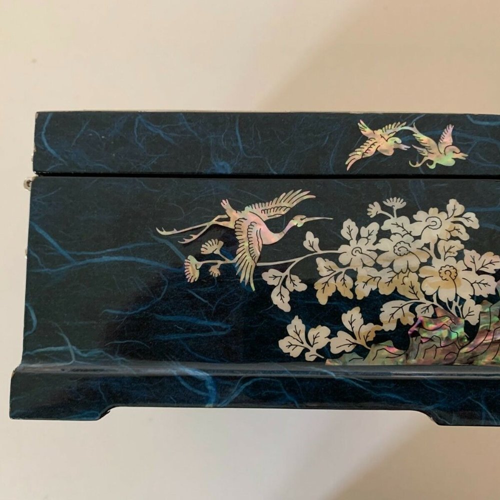 Mother of Pearl Black 2-tier Jewelry Box Asian Cranes - Picture 5 of 6